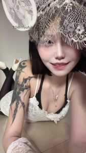 【在线看】抖音 小哭包不哭 岛遇 NO.013期 【7P】-密语空间