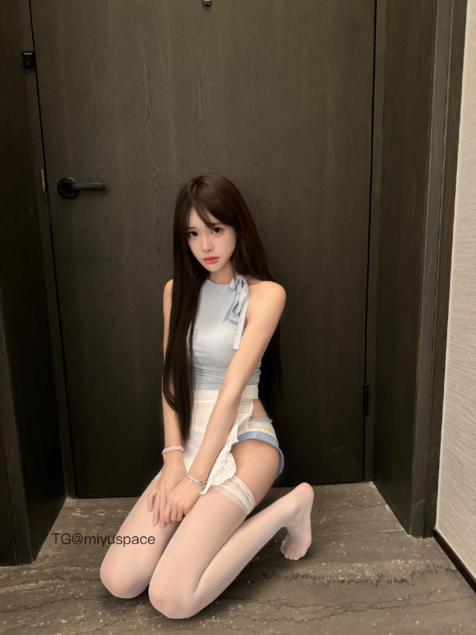 【在线看】抖音 雅婷小师妹 岛遇 NO.003期 【4V1P】-密语空间