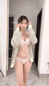 【在线看】抖音 小羊偏偏 岛遇 NO.005期 【2P3V】-密语空间