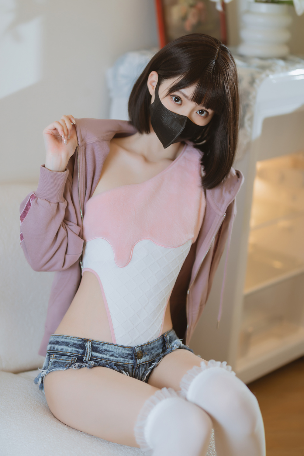 【在线看】许岚LAN 冰淇淋 [40P-密语空间